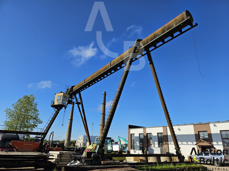 Overhead crane - Kran: das Bild 1 Overhead crane - Kran: das Bild 1