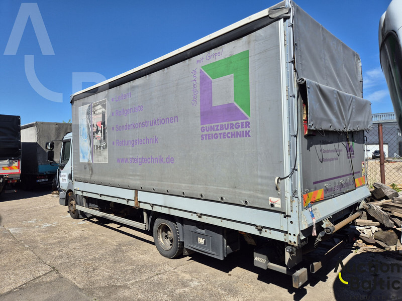 Renault Midlum - Plane LKW: das Bild 4 Renault Midlum - Plane LKW: das Bild 4