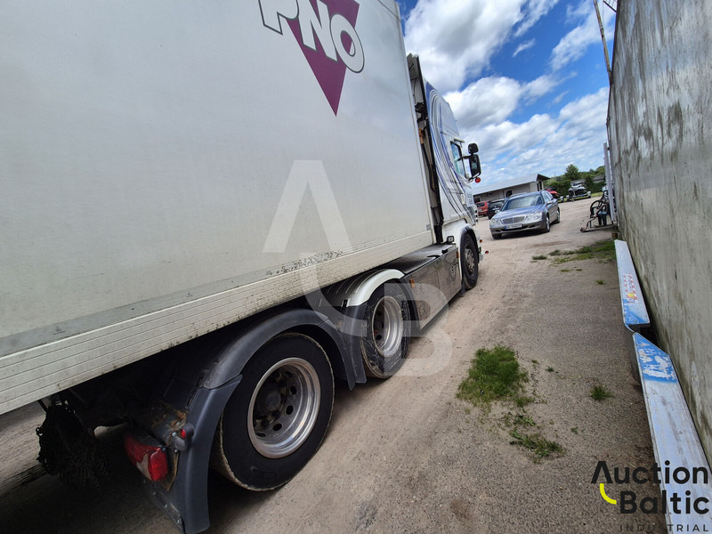 Scania R 560 - Sattelzugmaschine: das Bild 4 Scania R 560 - Sattelzugmaschine: das Bild 4