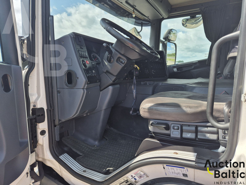 Scania P 450 - Fahrgestell LKW: das Bild 5 Scania P 450 - Fahrgestell LKW: das Bild 5