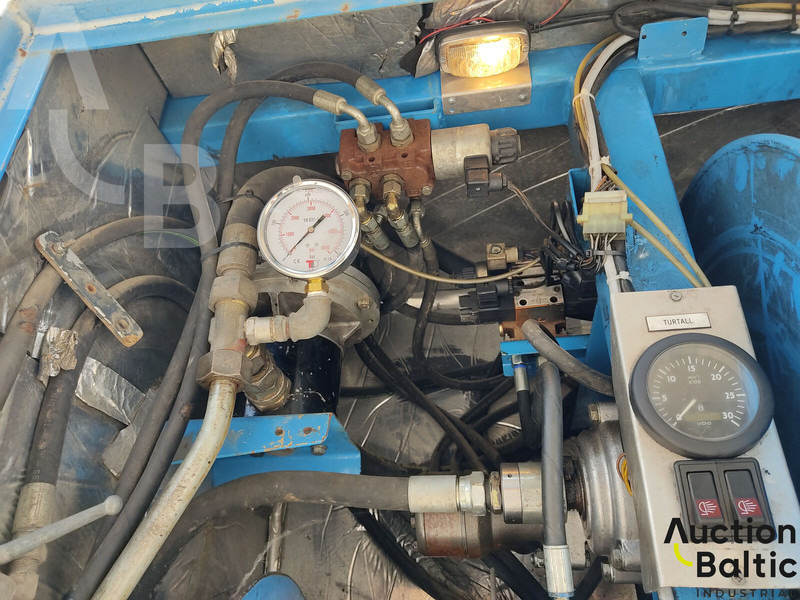 Saug-/ Spülfahrzeug Scania R 480: das Bild 12