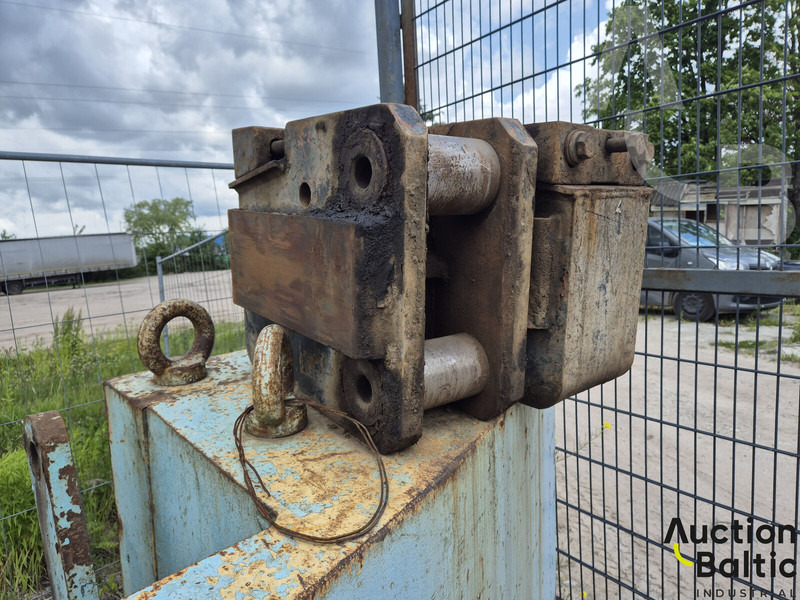 Leasing für Sennebogen 670R Sennebogen 670R: das Bild 16 Leasing für Sennebogen 670R Sennebogen 670R: das Bild 16