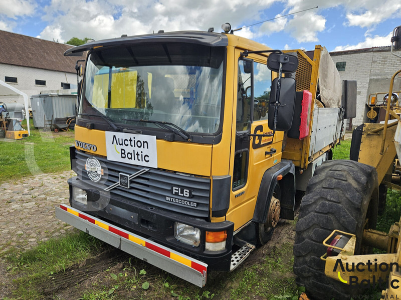 Volvo FL612 - Pritsche LKW: das Bild 1 Volvo FL612 - Pritsche LKW: das Bild 1