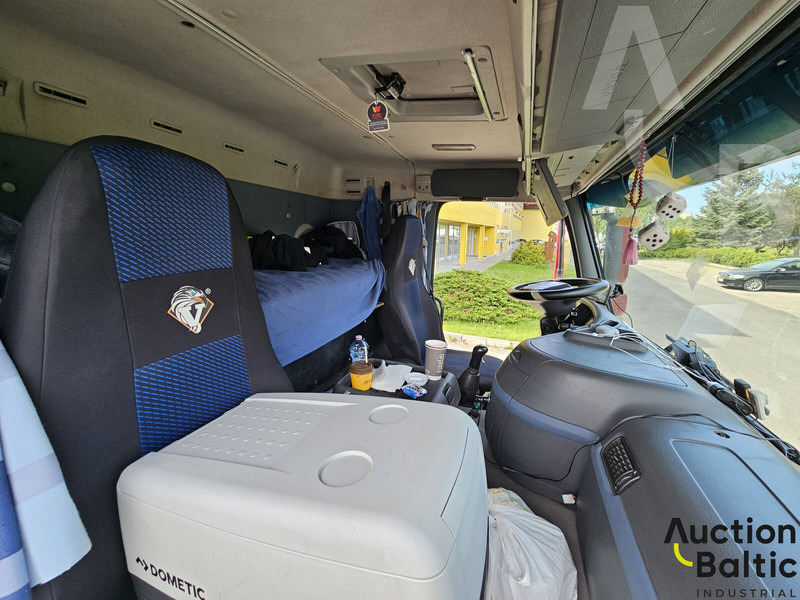 Volvo FM440 - Autotransporter LKW: das Bild 5 Volvo FM440 - Autotransporter LKW: das Bild 5