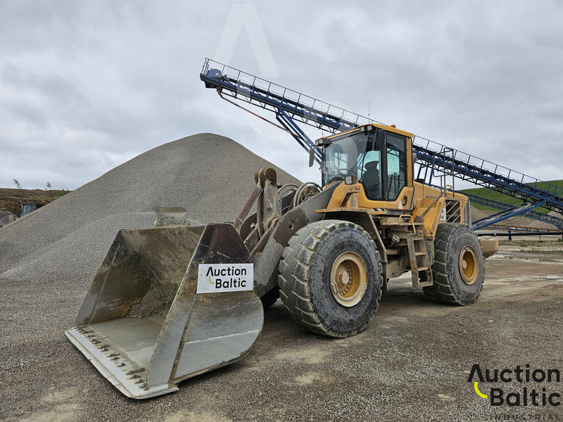 Volvo L 180 F - Radlader: das Bild 2 Volvo L 180 F - Radlader: das Bild 2