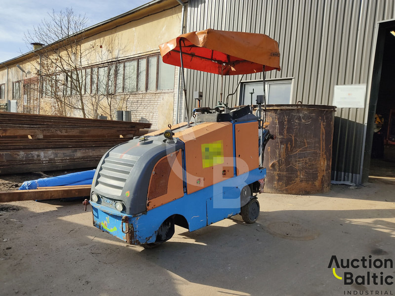 Wirtgen W35DC - Asphalttechnik: das Bild 2 Wirtgen W35DC - Asphalttechnik: das Bild 2