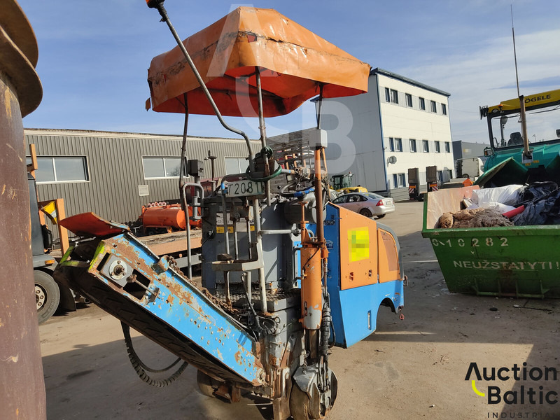 Wirtgen W35DC - Asphalttechnik: das Bild 4 Wirtgen W35DC - Asphalttechnik: das Bild 4