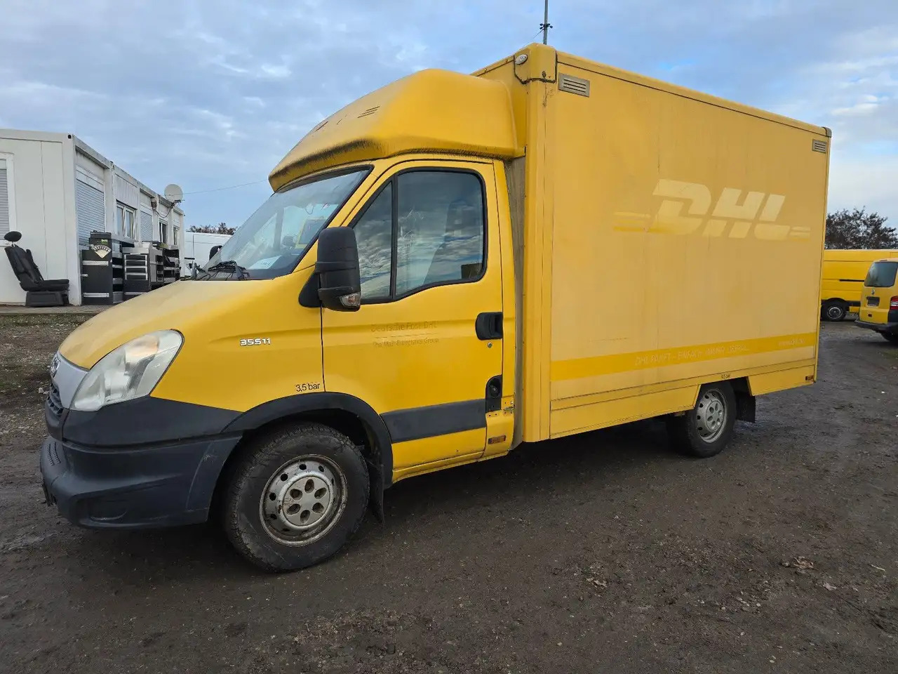 Iveco Daily/ Regalsystem/Luftfeder/KURZ/1. Hand - Koffer Transporter: das Bild 2 Iveco Daily/ Regalsystem/Luftfeder/KURZ/1. Hand - Koffer Transporter: das Bild 2