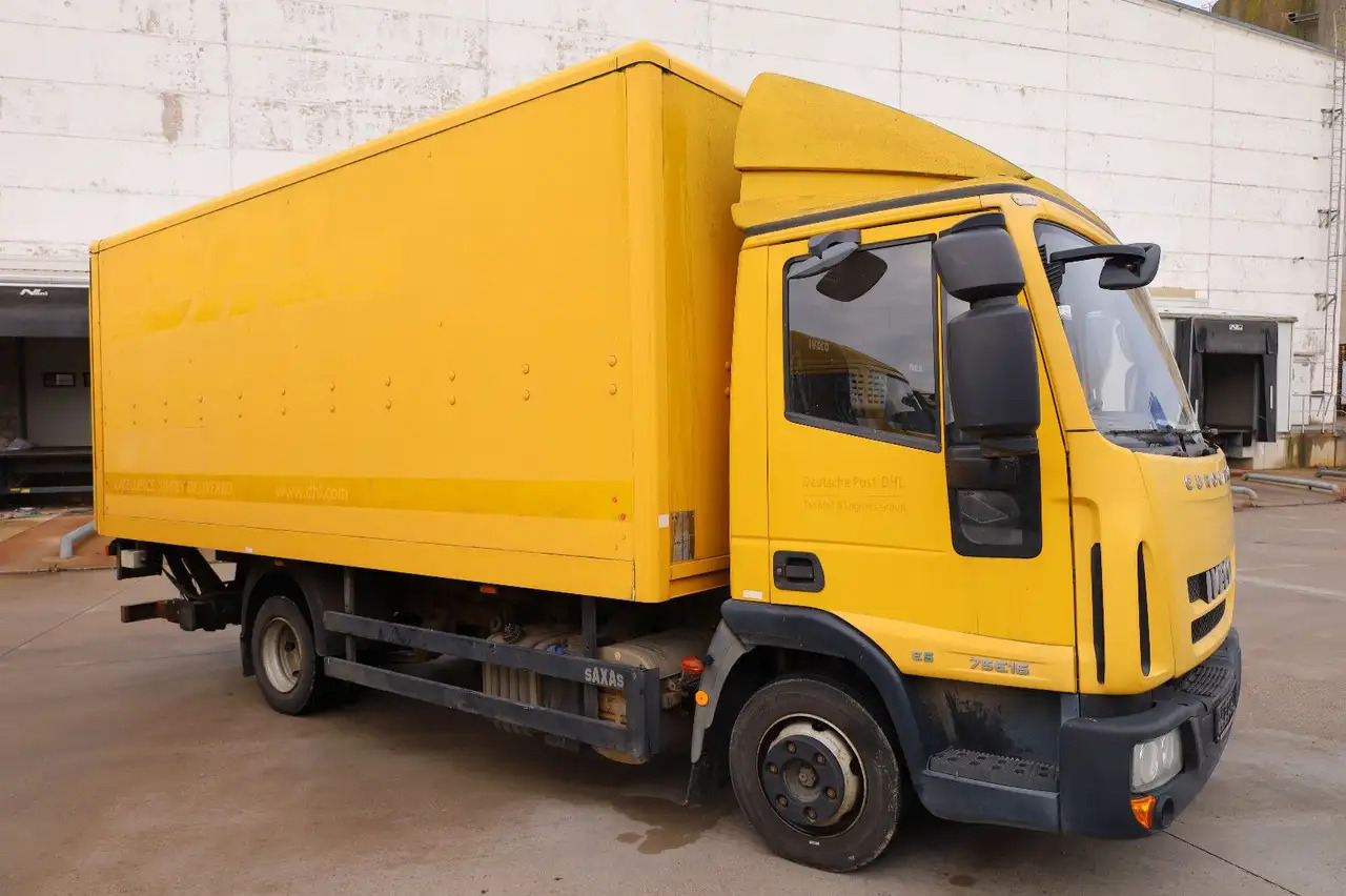 Iveco IG80EL2BA/1. Hand/Koffer - Koffer LKW: das Bild 1 Iveco IG80EL2BA/1. Hand/Koffer - Koffer LKW: das Bild 1