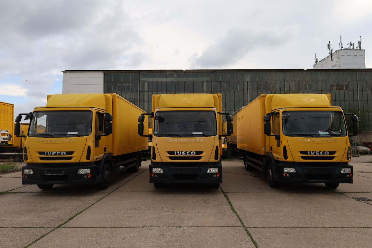 Iveco M122/Scheckheft/1. Hand/AHK - Koffer LKW: das Bild 1 Iveco M122/Scheckheft/1. Hand/AHK - Koffer LKW: das Bild 1