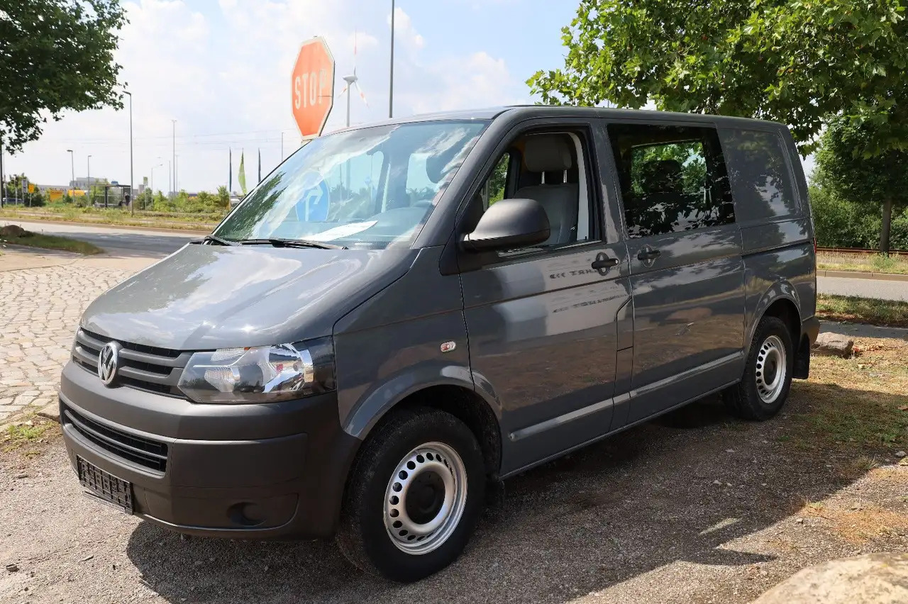 Volkswagen T5 Transporter Kasten-Kombi 2.0 TDI/EU5/5-Sitze - PKW: das Bild 1 Volkswagen T5 Transporter Kasten-Kombi 2.0 TDI/EU5/5-Sitze - PKW: das Bild 1