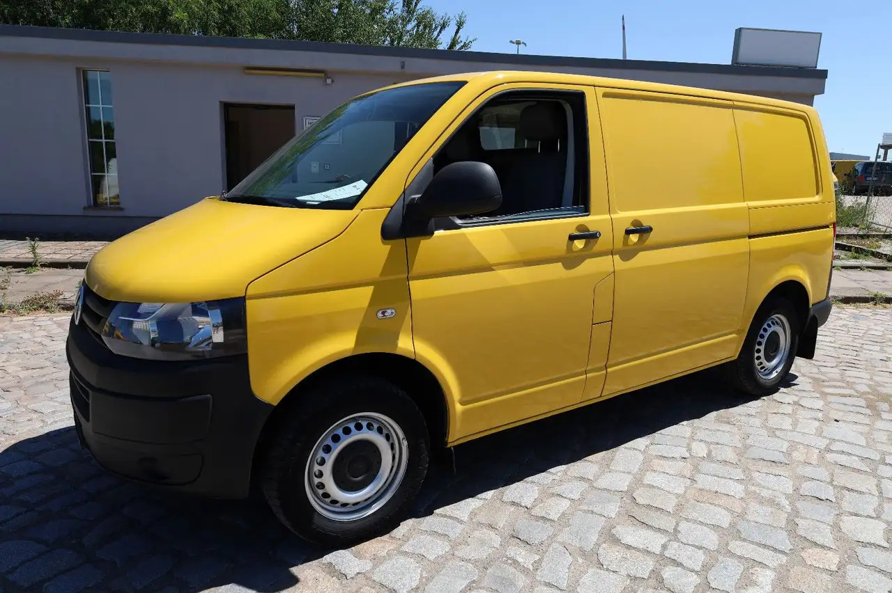 Volkswagen T5 Transporter Kasten-Kombi 2.0 TDI/EU5 - PKW: das Bild 2 Volkswagen T5 Transporter Kasten-Kombi 2.0 TDI/EU5 - PKW: das Bild 2