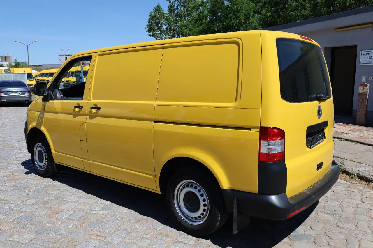 Volkswagen T5 Transporter Kasten-Kombi 2.0 TDI/EU5 - PKW: das Bild 4 Volkswagen T5 Transporter Kasten-Kombi 2.0 TDI/EU5 - PKW: das Bild 4