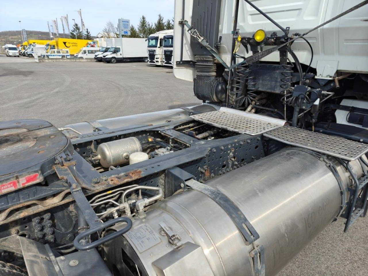 IVECO Stralis AS440S46T/PLNG Intarder Klima Luftfeder ZV - Sattelzugmaschine: das Bild 3 IVECO Stralis AS440S46T/PLNG Intarder Klima Luftfeder ZV - Sattelzugmaschine: das Bild 3