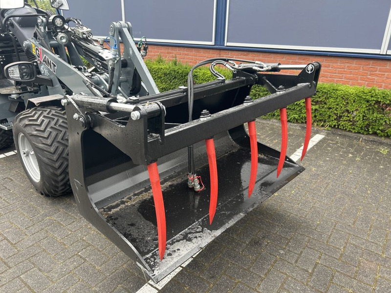 Giant Tobroco Pelikaanbak 140 cm Giant aanspan - Schaufel für Baumaschine: das Bild 2 Giant Tobroco Pelikaanbak 140 cm Giant aanspan - Schaufel für Baumaschine: das Bild 2