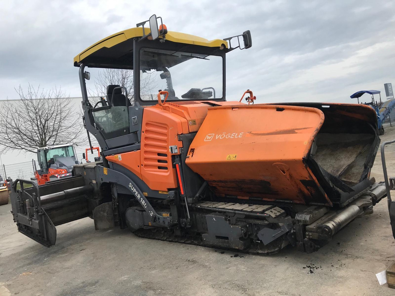Vögele SUPER 1800-3i - Asphaltfertiger/ Straßenfertiger: das Bild 2 Vögele SUPER 1800-3i - Asphaltfertiger/ Straßenfertiger: das Bild 2