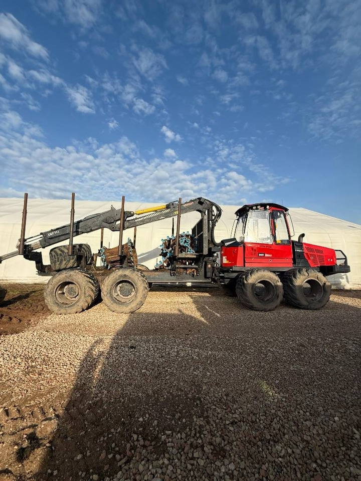 Komatsu 865 - Forwarder: das Bild 2 Komatsu 865 - Forwarder: das Bild 2