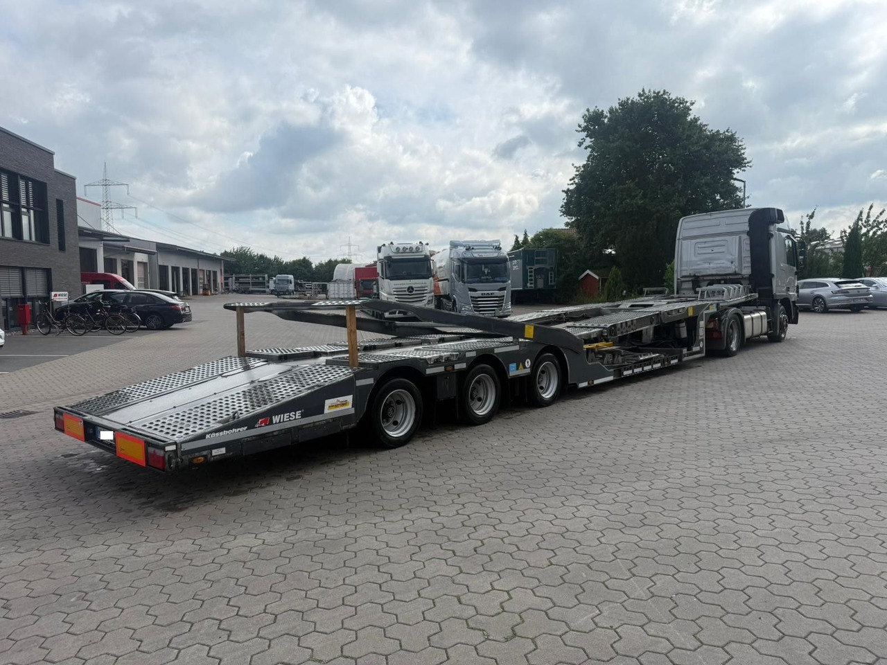 Kässbohrer K.SOK Truck/Car Transporter, Novagrau - Autotransporter Auflieger: das Bild 3 Kässbohrer K.SOK Truck/Car Transporter, Novagrau - Autotransporter Auflieger: das Bild 3
