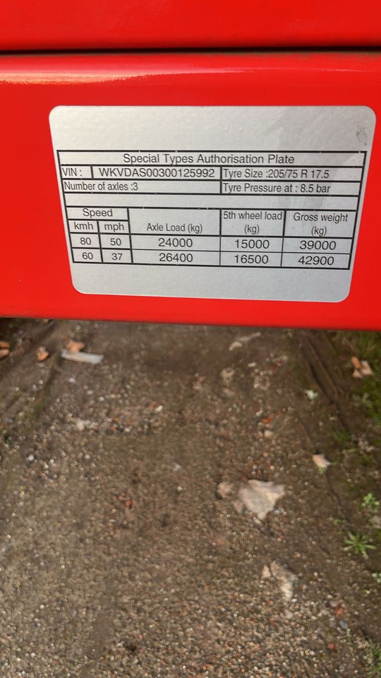 Kässbohrer KSLA RJ Mega Jumbo Tieflader tele Wie Neu - Tieflader Auflieger: das Bild 4 Kässbohrer KSLA RJ Mega Jumbo Tieflader tele Wie Neu - Tieflader Auflieger: das Bild 4