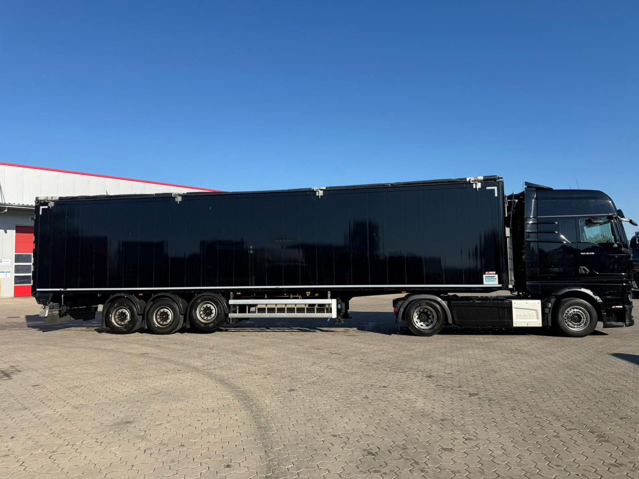 Knapen K502 Seitentüren Schubboden - Schubboden Auflieger: das Bild 2 Knapen K502 Seitentüren Schubboden - Schubboden Auflieger: das Bild 2