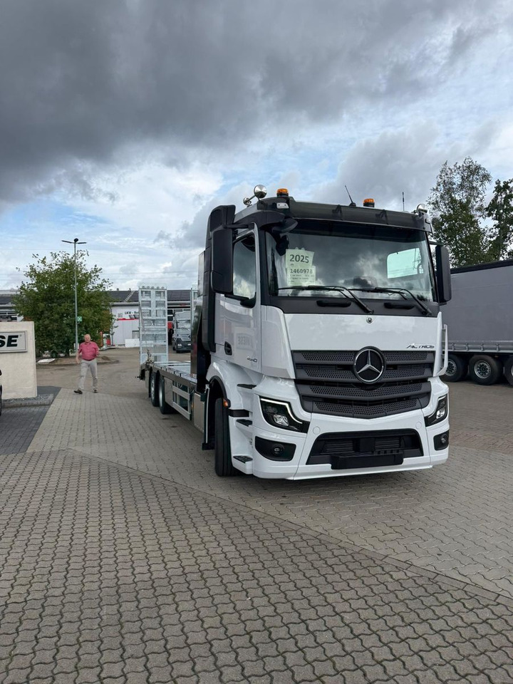 Mercedes-Benz Actros mit Rampen, Maschinentransporter - Abschleppwagen: das Bild 5 Mercedes-Benz Actros mit Rampen, Maschinentransporter - Abschleppwagen: das Bild 5
