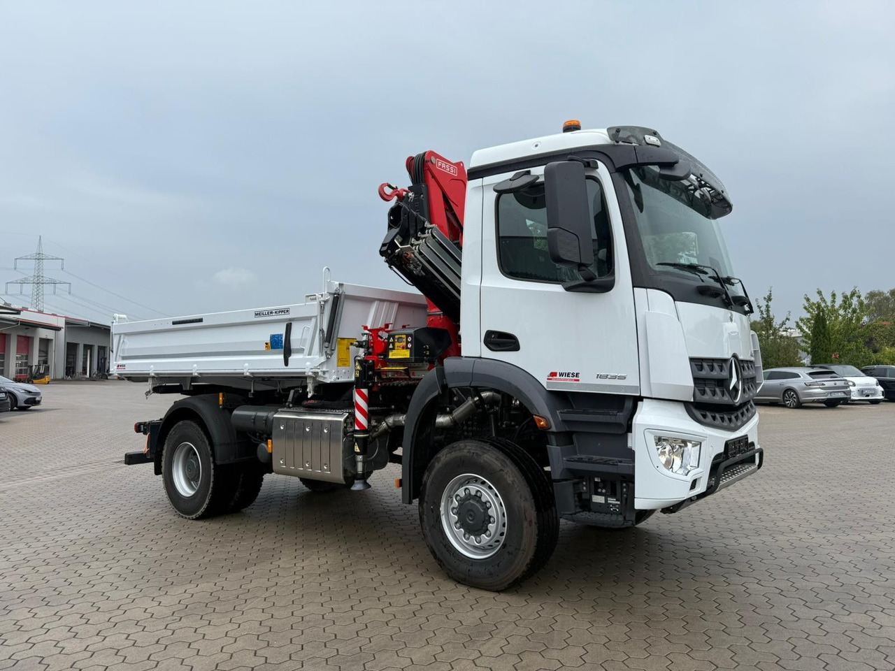 Mercedes-Benz Arocs 1835 4x2 Meiller Fassi F135 Kran Kipper - Kipper, Autokran: das Bild 2 Mercedes-Benz Arocs 1835 4x2 Meiller Fassi F135 Kran Kipper - Kipper, Autokran: das Bild 2