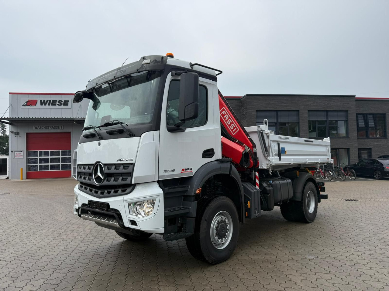 Mercedes-Benz Arocs 1835 4x4 Allrad Fassi F135 Kran Kipper - Kipper, Autokran: das Bild 1 Mercedes-Benz Arocs 1835 4x4 Allrad Fassi F135 Kran Kipper - Kipper, Autokran: das Bild 1