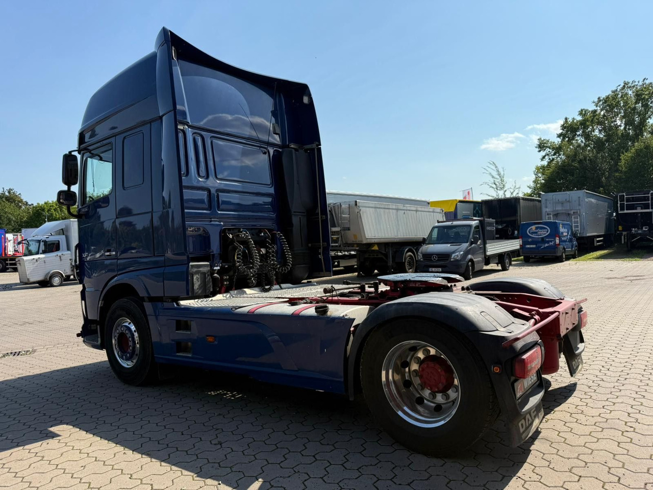 DAF XF 450 FT Hydraulik Alu Felgen - Sattelzugmaschine: das Bild 4 DAF XF 450 FT Hydraulik Alu Felgen - Sattelzugmaschine: das Bild 4