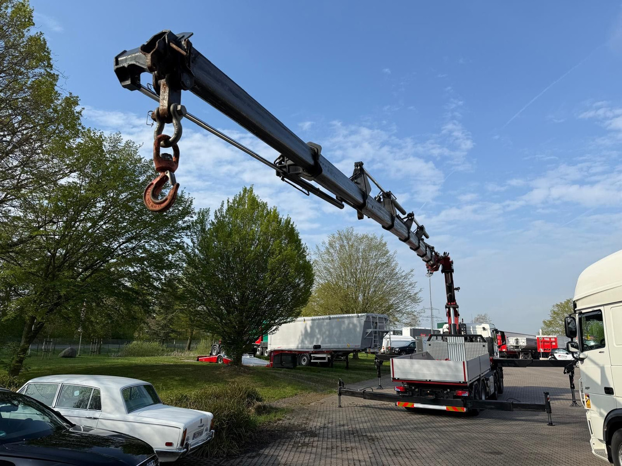 MAN 35.520 8x4 Fassi F800 RA2.28 OHNE ABSTÜTZÜBERWA. - Sattelzugmaschine: das Bild 4 MAN 35.520 8x4 Fassi F800 RA2.28 OHNE ABSTÜTZÜBERWA. - Sattelzugmaschine: das Bild 4