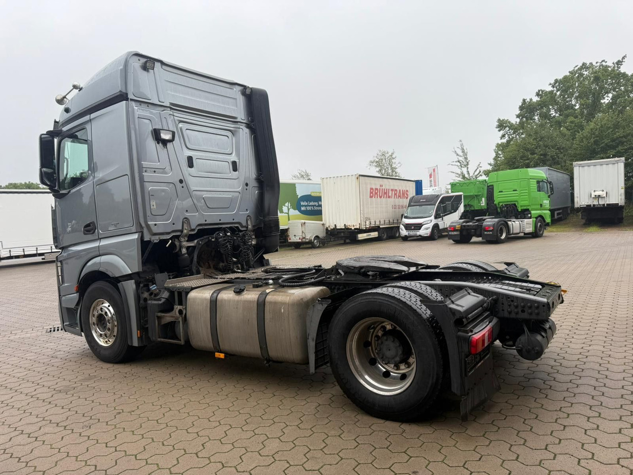 Mercedes-Benz Actros 1851 LS 4x2 Hydraulik Alu Felgen - Sattelzugmaschine: das Bild 3 Mercedes-Benz Actros 1851 LS 4x2 Hydraulik Alu Felgen - Sattelzugmaschine: das Bild 3
