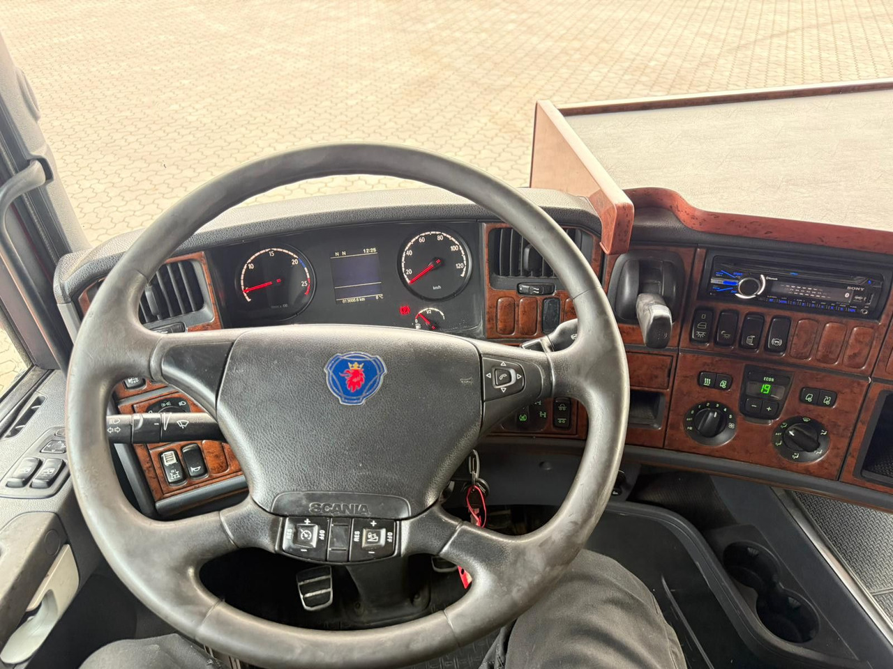 Sattelzugmaschine Scania R620 6x2/4 Highline V8 Power: das Bild 11 Sattelzugmaschine Scania R620 6x2/4 Highline V8 Power: das Bild 11