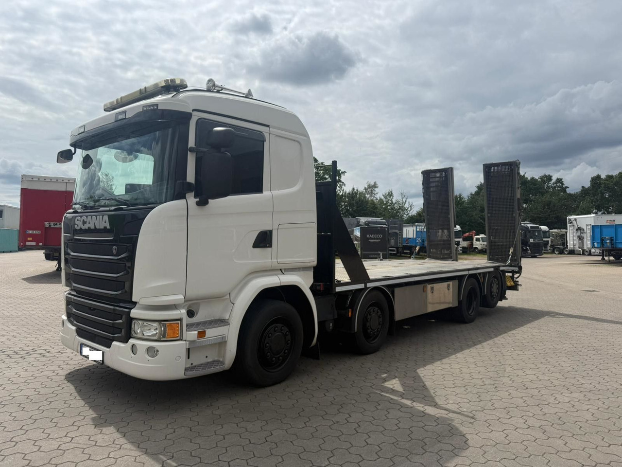 Scania G450 Baumaschinentransporter mit Rampen - Autotransporter LKW: das Bild 2 Scania G450 Baumaschinentransporter mit Rampen - Autotransporter LKW: das Bild 2