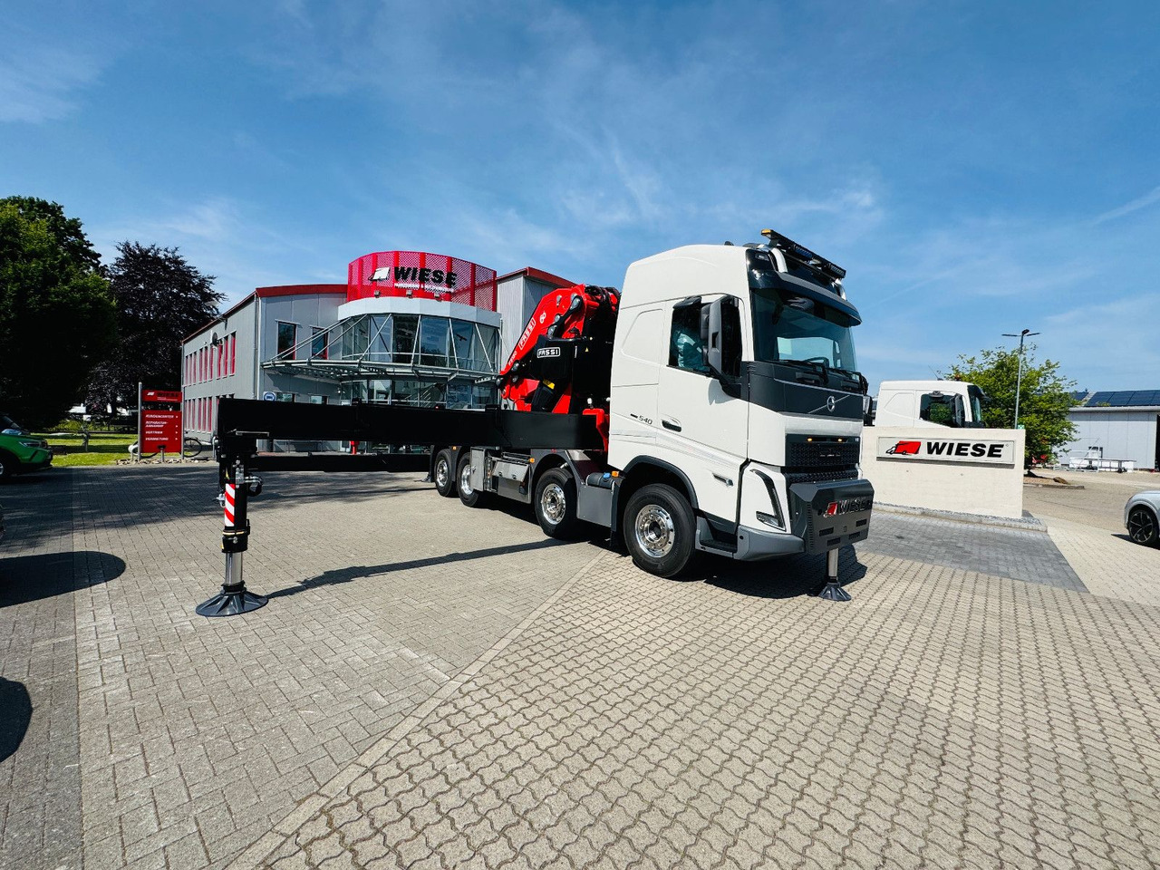 Volvo FH 540 mit Fassi F2150RAL Fly Jib + Winde - Pritsche LKW, Autokran: das Bild 1 Volvo FH 540 mit Fassi F2150RAL Fly Jib + Winde - Pritsche LKW, Autokran: das Bild 1