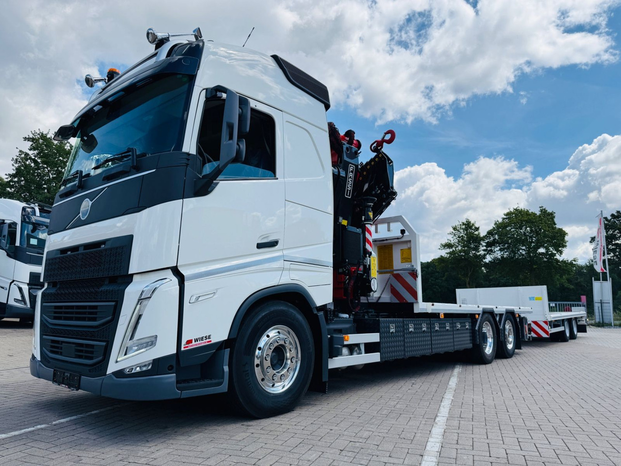Volvo FH540 6x2 Containerpritsche mit F545RA.2.26 - Autokran: das Bild 1 Volvo FH540 6x2 Containerpritsche mit F545RA.2.26 - Autokran: das Bild 1