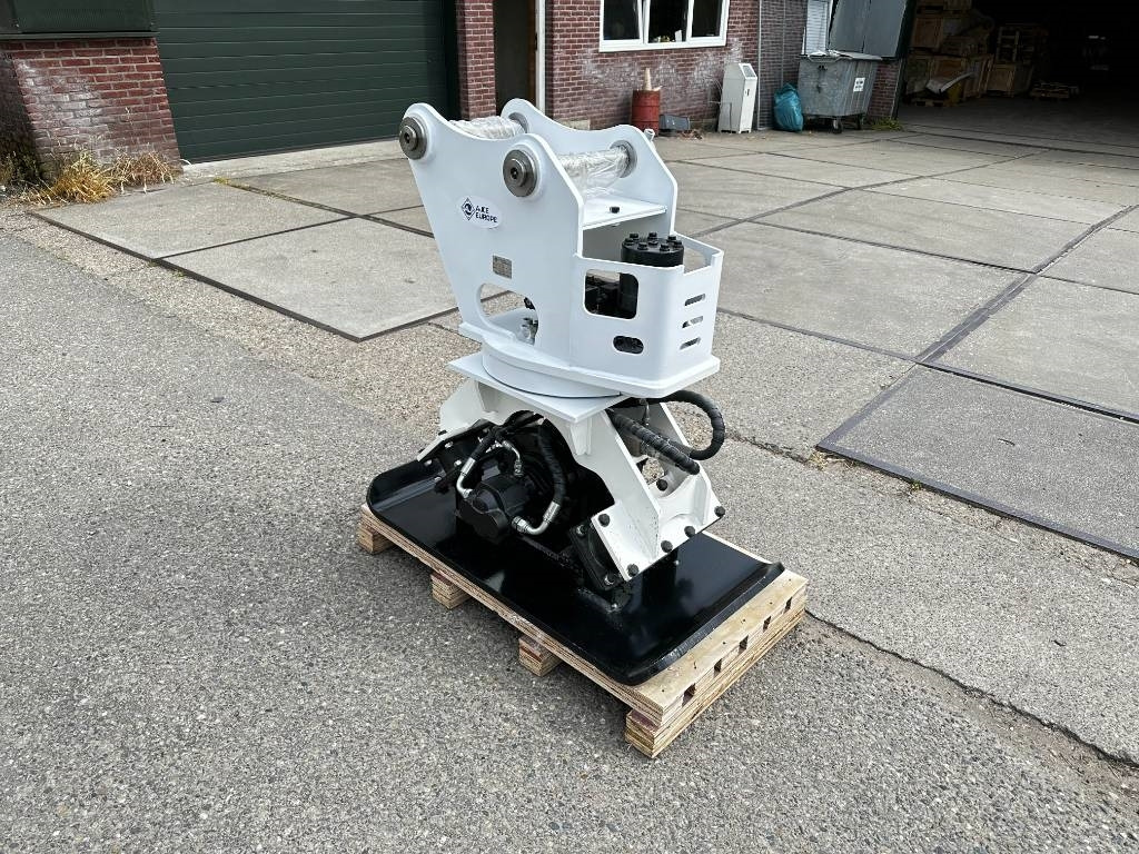 AJCE ACP5R Vibration Plate Compactor - Rüttelplatte: das Bild 3 AJCE ACP5R Vibration Plate Compactor - Rüttelplatte: das Bild 3