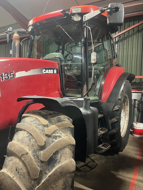 CASE IH MXU 135 - Traktor: das Bild 3 CASE IH MXU 135 - Traktor: das Bild 3