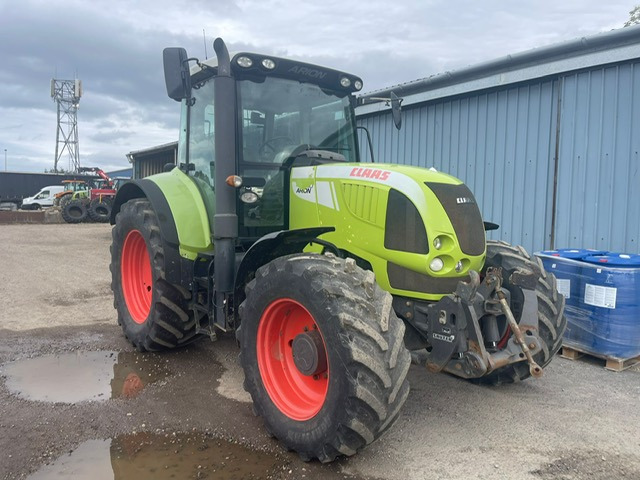 Claas Arion 640 - Traktor: das Bild 3 Claas Arion 640 - Traktor: das Bild 3