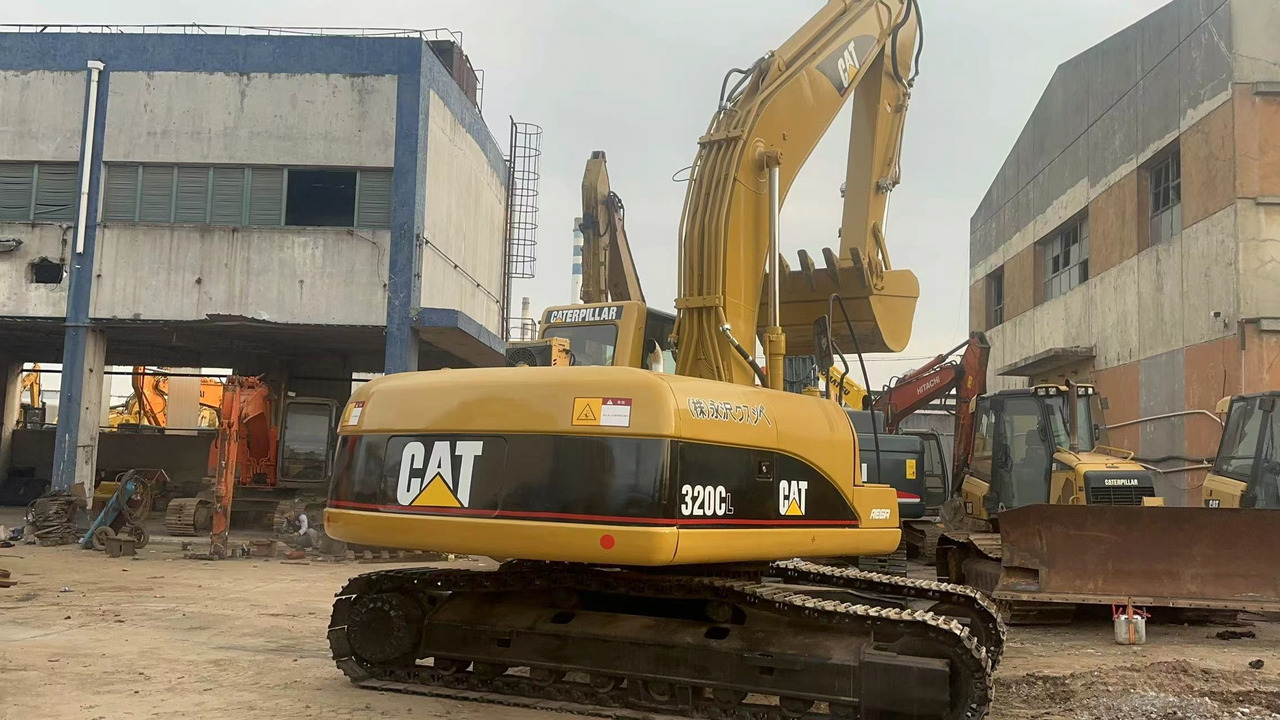 CATERPILLAR 320C - Amphibische Bagger: das Bild 5 CATERPILLAR 320C - Amphibische Bagger: das Bild 5