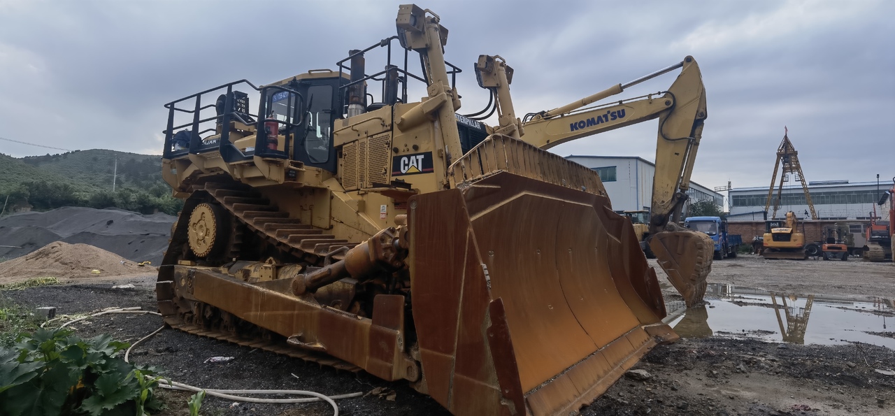 CATERPILLAR D10R - Bulldozer: das Bild 4 CATERPILLAR D10R - Bulldozer: das Bild 4