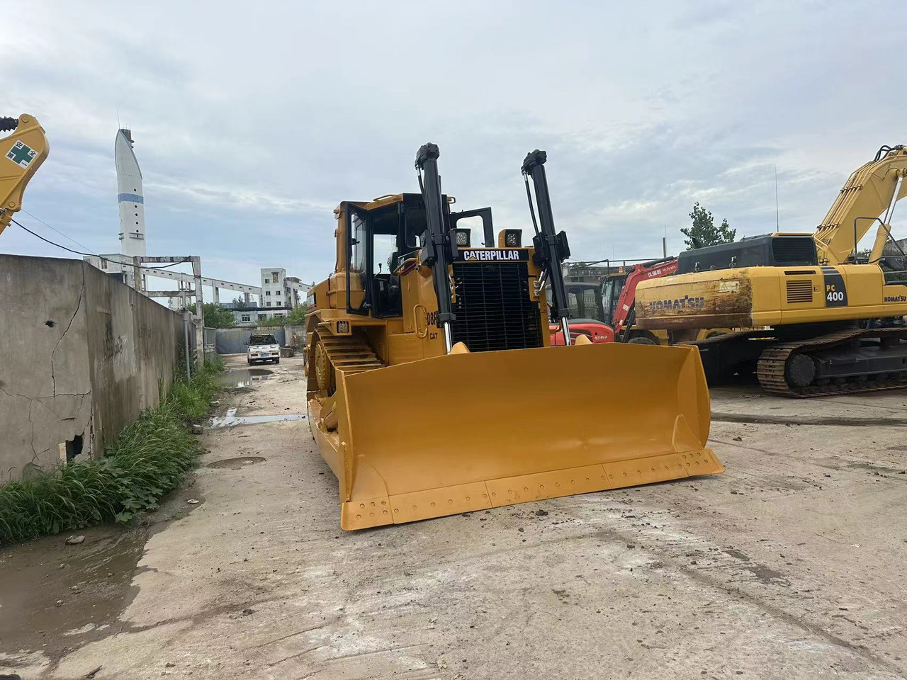 CATERPILLAR D8R - Bulldozer: das Bild 2 CATERPILLAR D8R - Bulldozer: das Bild 2