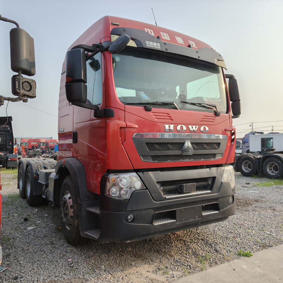 Sinotruk Howo T7H 6x4 - Sattelzugmaschine: das Bild 1 Sinotruk Howo T7H 6x4 - Sattelzugmaschine: das Bild 1
