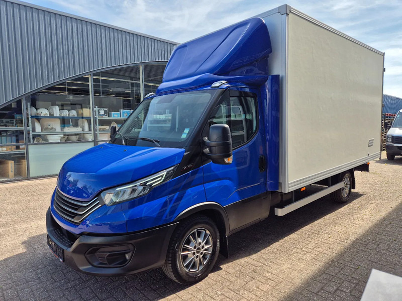 Iveco Daily 35S18 3.0D Koffer/ Xenon/ Airco - Koffer Transporter: das Bild 5 Iveco Daily 35S18 3.0D Koffer/ Xenon/ Airco - Koffer Transporter: das Bild 5