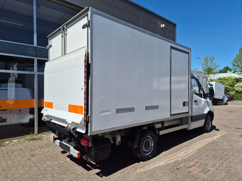 Mercedes-Benz Sprinter 315 CDI/ Kuhlkoffer/ TK V300 MAX/ LBW/ Stby230 - Kühltransporter: das Bild 3 Mercedes-Benz Sprinter 315 CDI/ Kuhlkoffer/ TK V300 MAX/ LBW/ Stby230 - Kühltransporter: das Bild 3