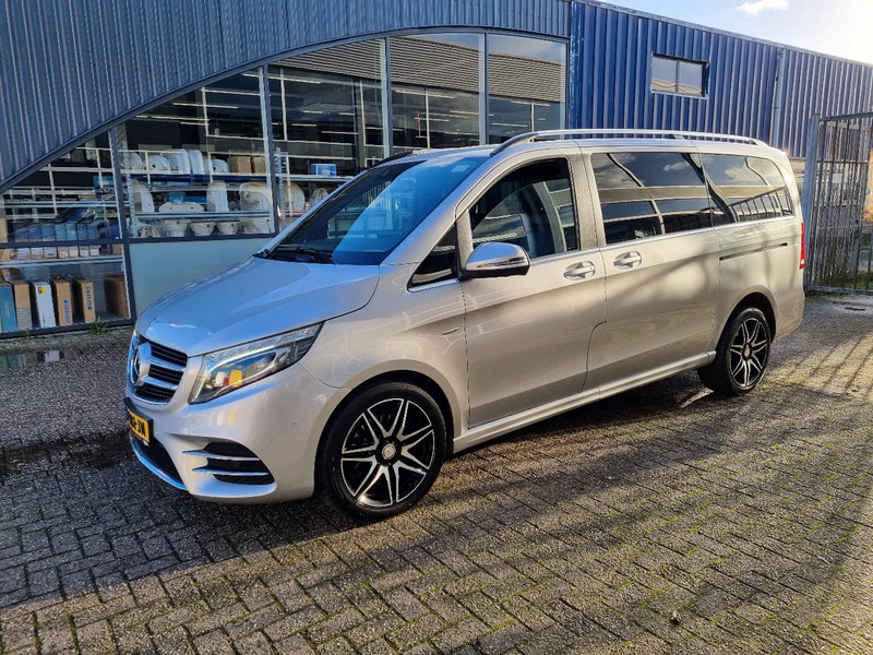 Mercedes-Benz V-Klasse V 250 D Dubbele Cabine AMG Euro 6 Elektrische deuren - Kleintransporter, Transporter mit Doppelkabine: das Bild 4 Mercedes-Benz V-Klasse V 250 D Dubbele Cabine AMG Euro 6 Elektrische deuren - Kleintransporter, Transporter mit Doppelkabine: das Bild 4