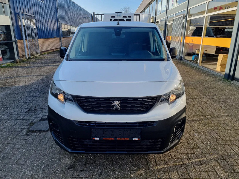 Peugeot Partner 1.5 HDI/Automaat /Koelwagen/ -30 +30/ Standby 230V - Kühltransporter: das Bild 3 Peugeot Partner 1.5 HDI/Automaat /Koelwagen/ -30 +30/ Standby 230V - Kühltransporter: das Bild 3