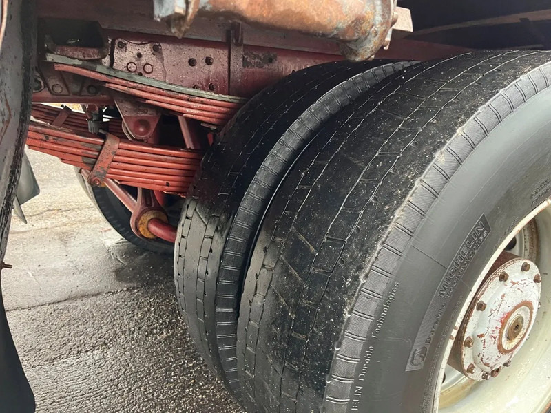 Pritsche LKW Mercedes-Benz SK 1850 V8 MANUAL GEARBOX BIG AXLE FULL STEEL SPRING RETARDER: das Bild 9