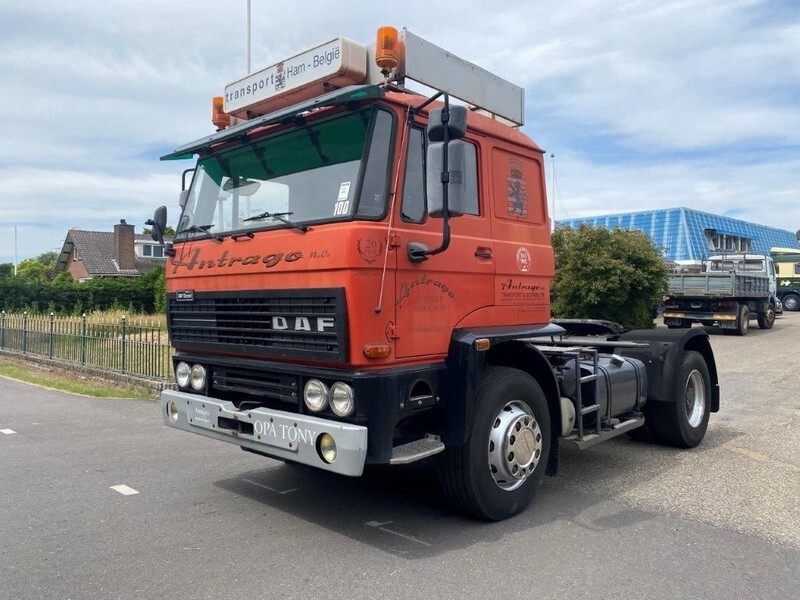 DAF 2300 NEW CONDITION DAF 2300 TRUCKHEAD - Sattelzugmaschine: das Bild 1 DAF 2300 NEW CONDITION DAF 2300 TRUCKHEAD - Sattelzugmaschine: das Bild 1