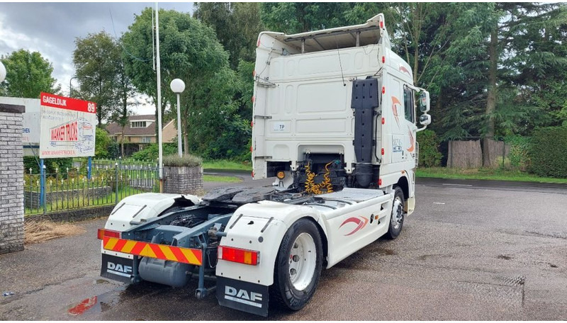 DAF XF 105.410 Retarder - Sattelzugmaschine: das Bild 4 DAF XF 105.410 Retarder - Sattelzugmaschine: das Bild 4