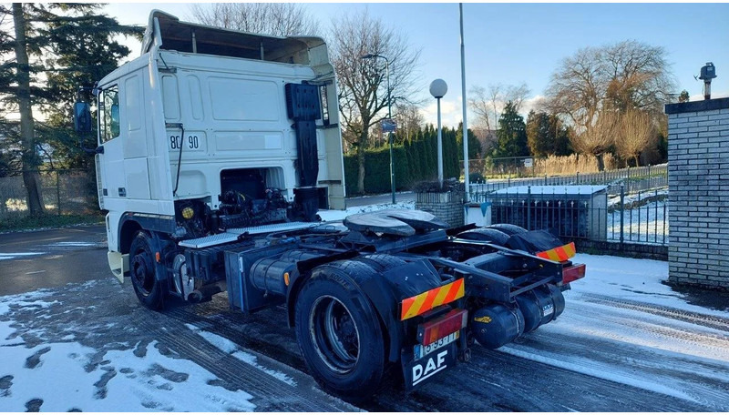 DAF XF 95.430 EURO 2 MANUAL GEARBOX - Sattelzugmaschine: das Bild 4 DAF XF 95.430 EURO 2 MANUAL GEARBOX - Sattelzugmaschine: das Bild 4