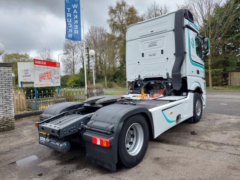 Mercedes-Benz Actros 1842 - Sattelzugmaschine: das Bild 3 Mercedes-Benz Actros 1842 - Sattelzugmaschine: das Bild 3